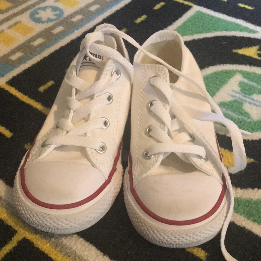 White converse toddler 9